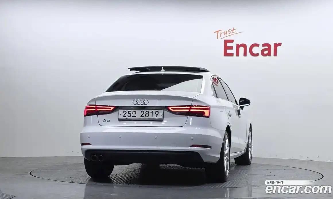 Audi A3 2015 1.8 Автомат в Москве № 193993, фото 17