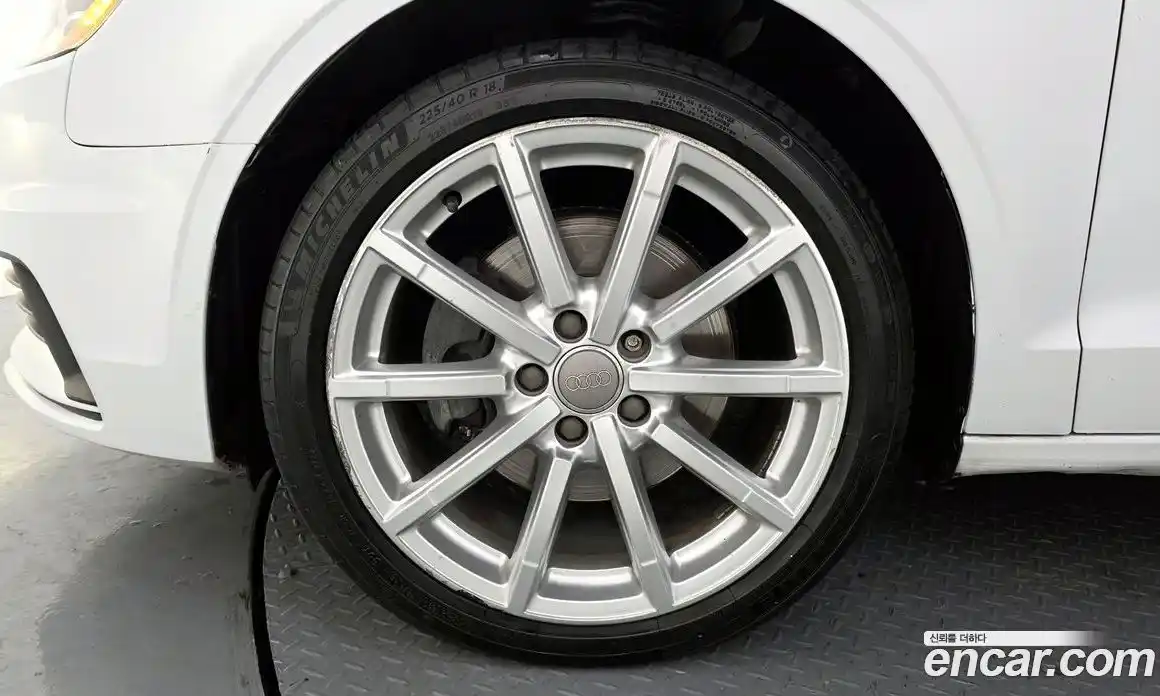 Audi A3 2015 1.8 Автомат в Москве № 193993, фото 4