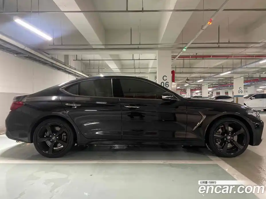 Genesis G70 2018 3.3 Автомат в Москве № 19598, фото 14