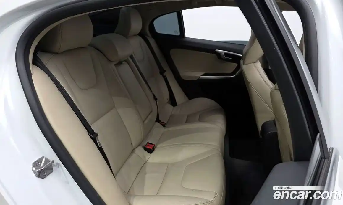 Volvo S60 2016 2.0 Автомат в Москве № 197002, фото 12