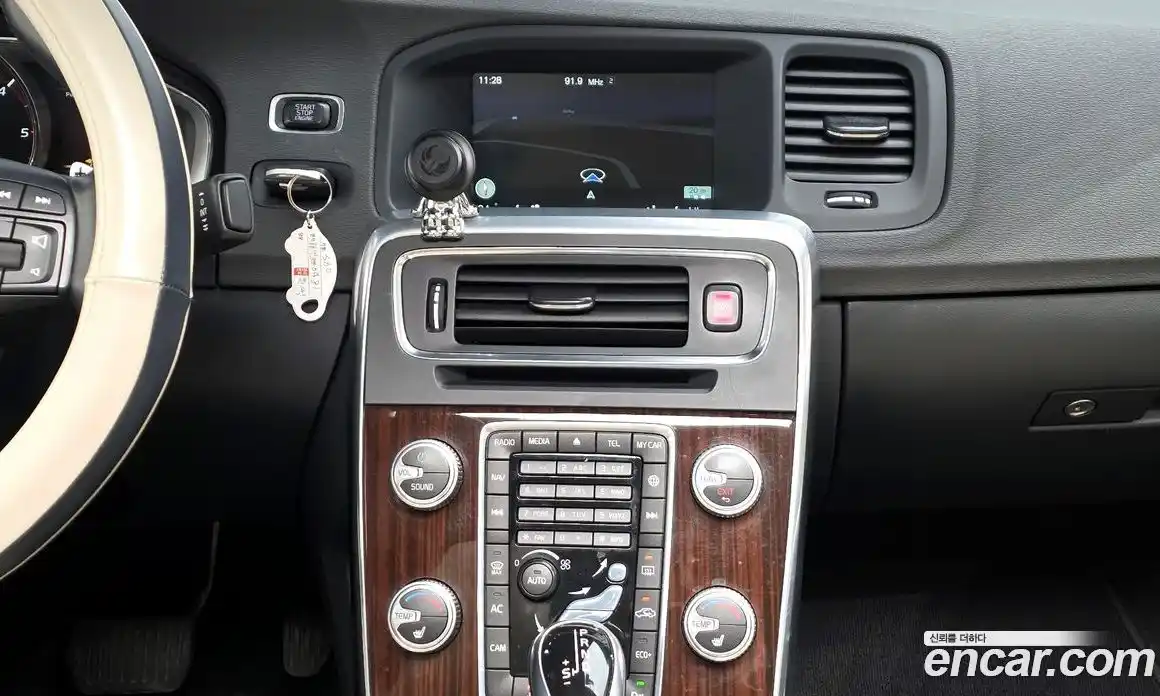 Volvo S60 2016 2.0 Автомат в Москве № 197002, фото 14