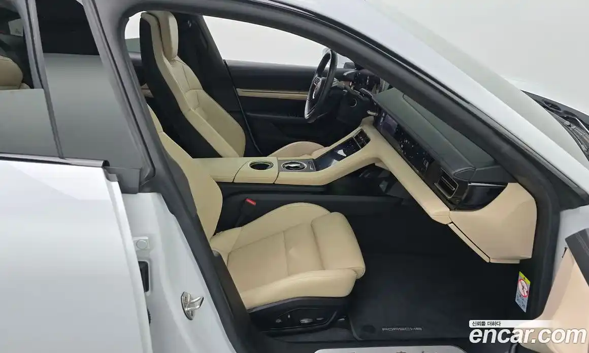 Porsche Taycan 2021 0.1 Автомат в Москве № 197306, фото 11