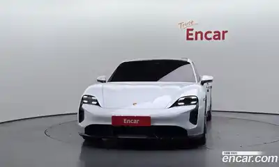 Porsche Taycan 2021 0.1 Автомат в Москве № 197306, миниатюра 3