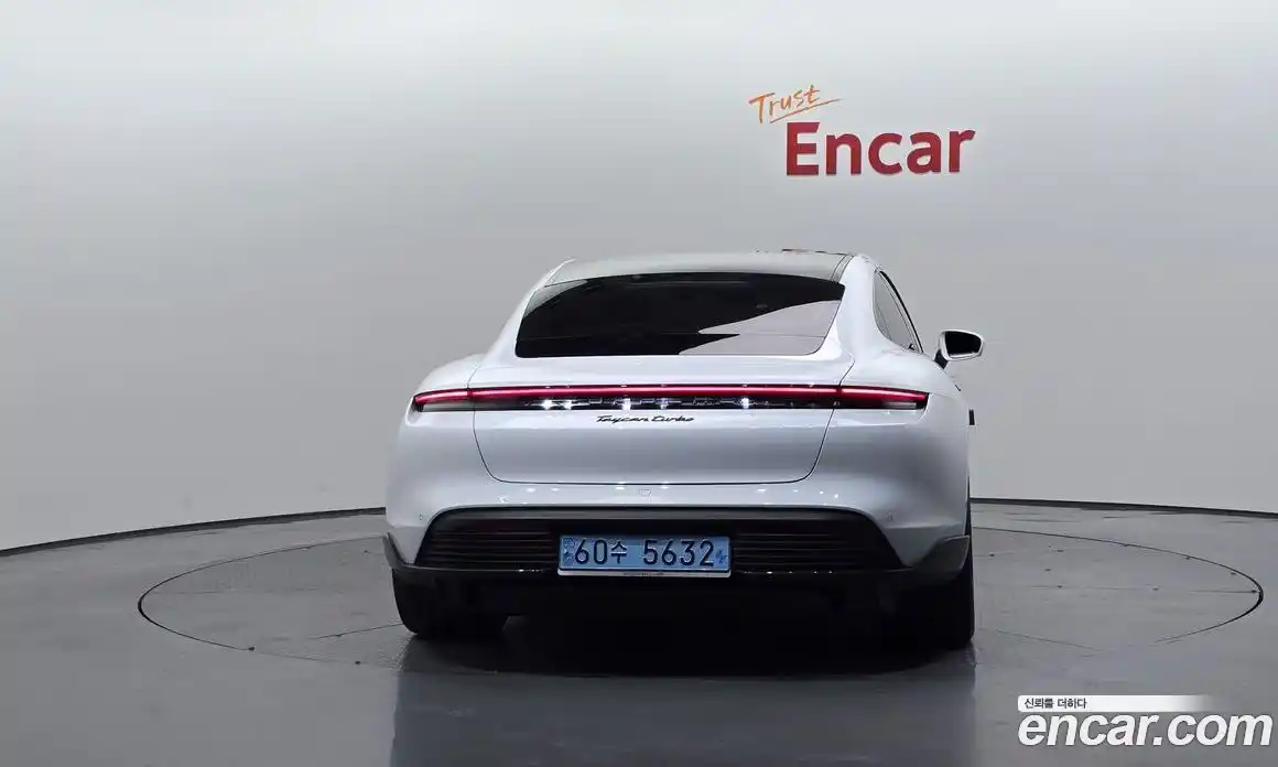 Porsche Taycan 2021 0.1 Автомат в Москве № 197306, фото 4