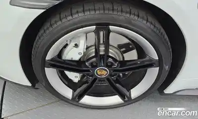 Porsche Taycan 2021 0.1 Автомат в Москве № 197306, миниатюра 5