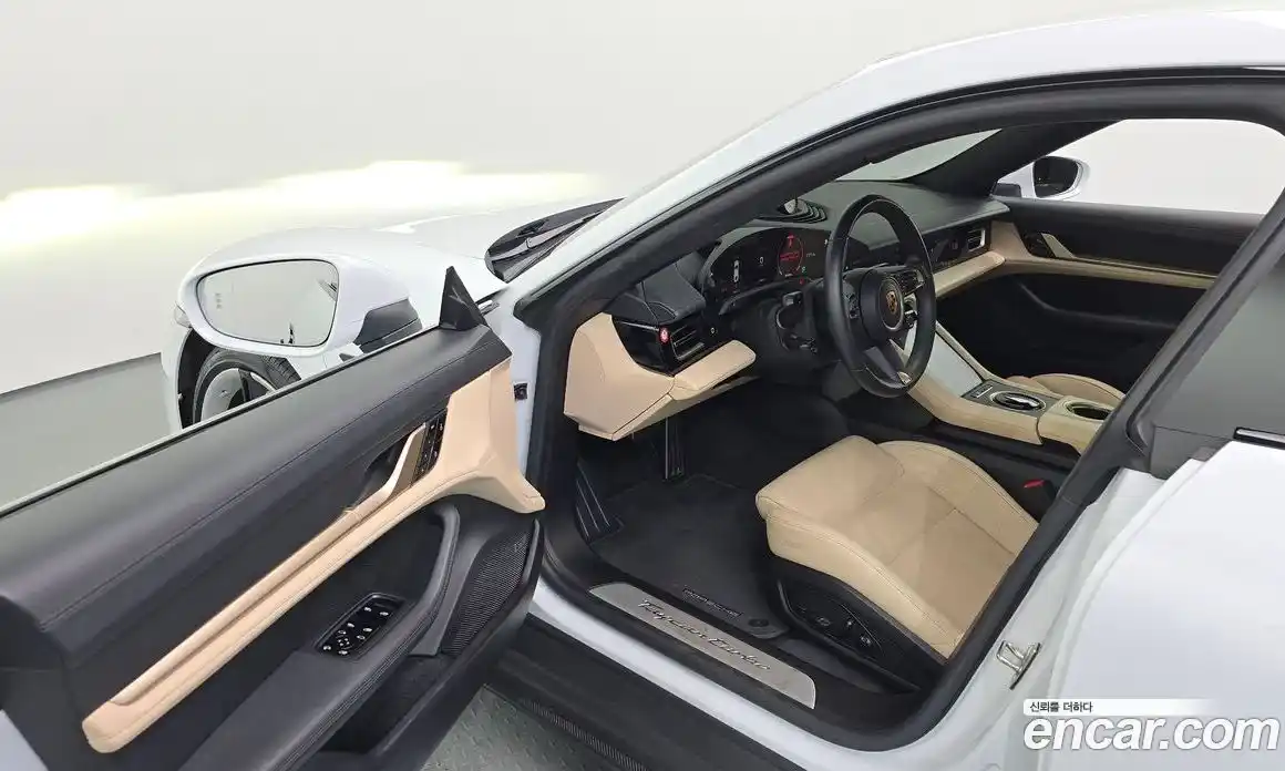 Porsche Taycan 2021 0.1 Автомат в Москве № 197306, фото 10