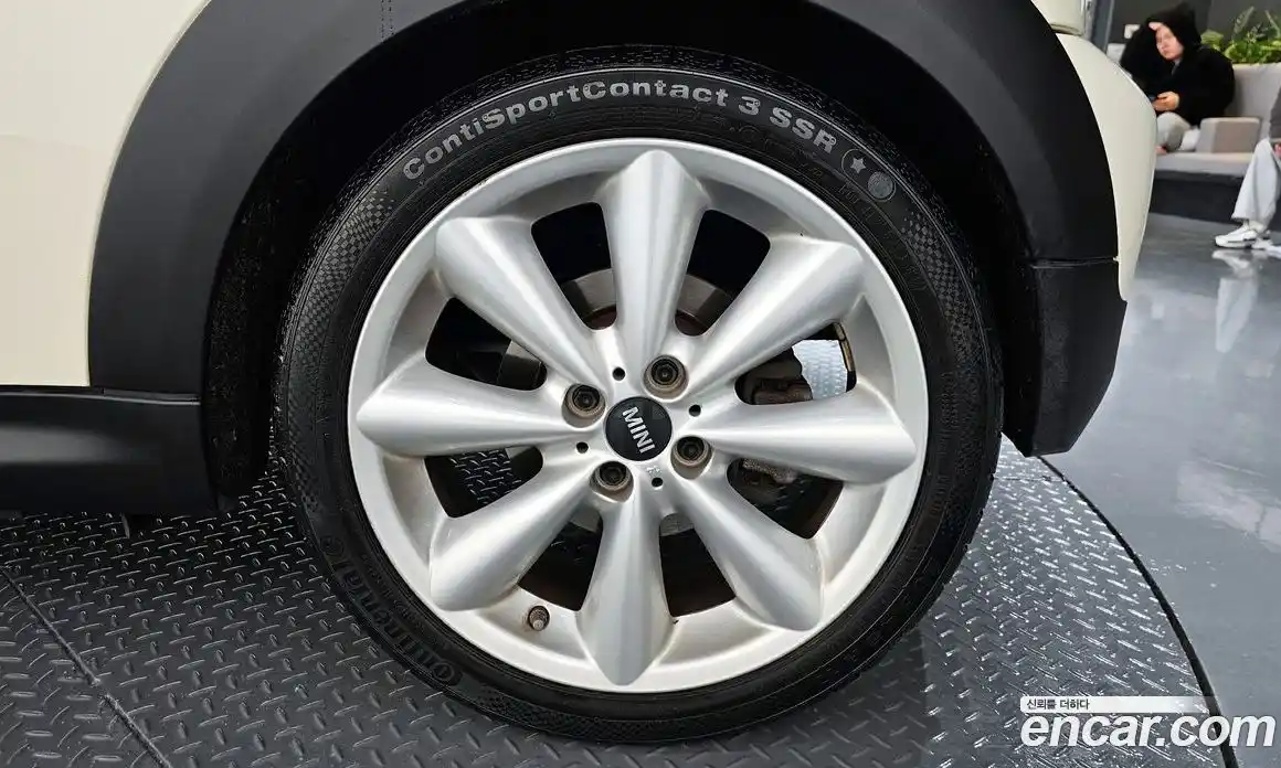 Mini Cooper Convertible 2015 1.6 Автомат в Москве № 198346, фото 13