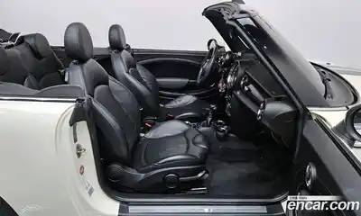 Mini Cooper Convertible 2015 1.6 Автомат в Москве № 198346, миниатюра 10