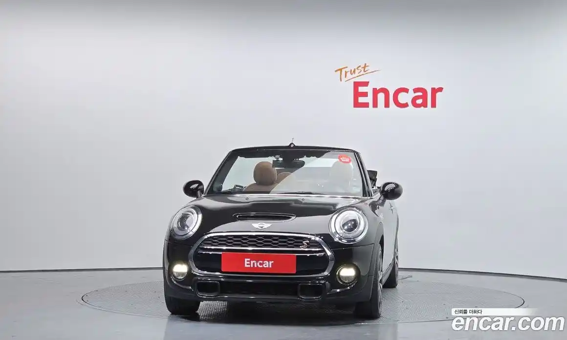 Mini Cooper Convertible 2017 2.0 Автомат в Москве № 198492, фото 3