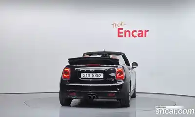 Mini Cooper Convertible 2017 2.0 Автомат в Москве № 198492, миниатюра 7
