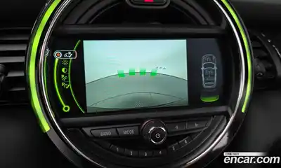 Mini Cooper Convertible 2017 2.0 Автомат в Москве № 198492, миниатюра 9