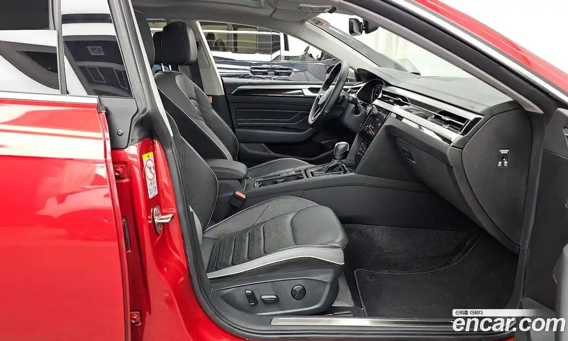 Volkswagen Arteon 2023 2.0 Автомат в Москве № 198952, фото 18