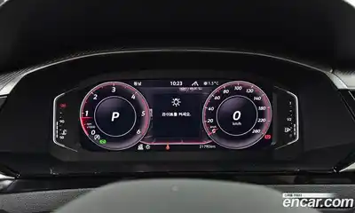 Volkswagen Arteon 2023 2.0 Автомат в Москве № 198952, миниатюра 3