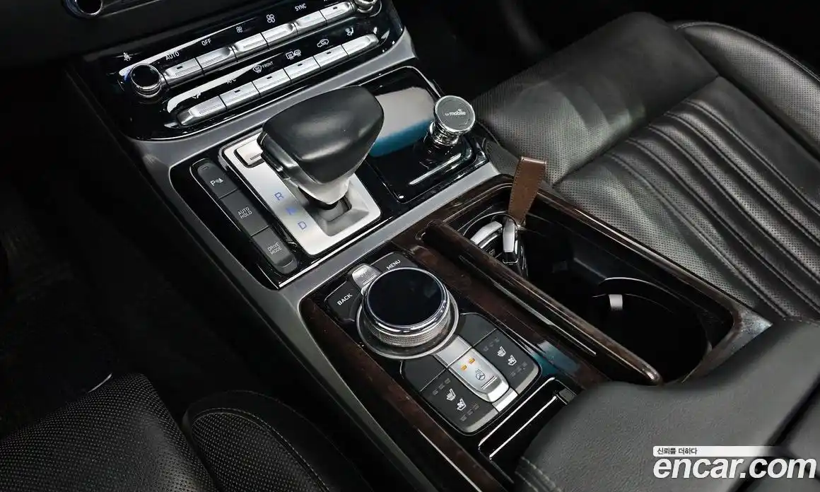 Genesis EQ900 2016 3.8 Автомат в Москве № 20345, фото 11