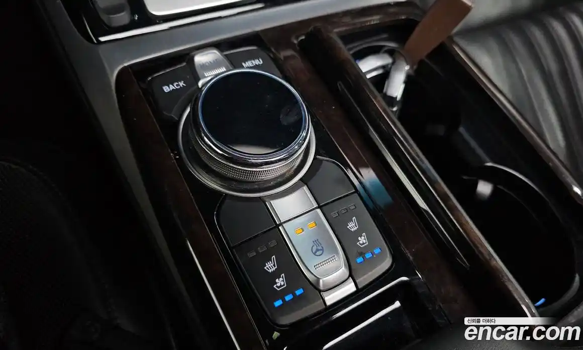 Genesis EQ900 2016 3.8 Автомат в Москве № 20345, фото 9