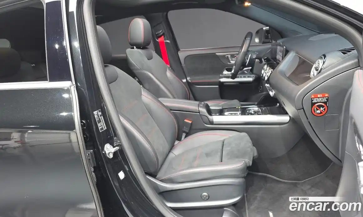 Mercedes-Benz GLA-Class 2022 2.0 Автомат в Москве № 205052, фото 10