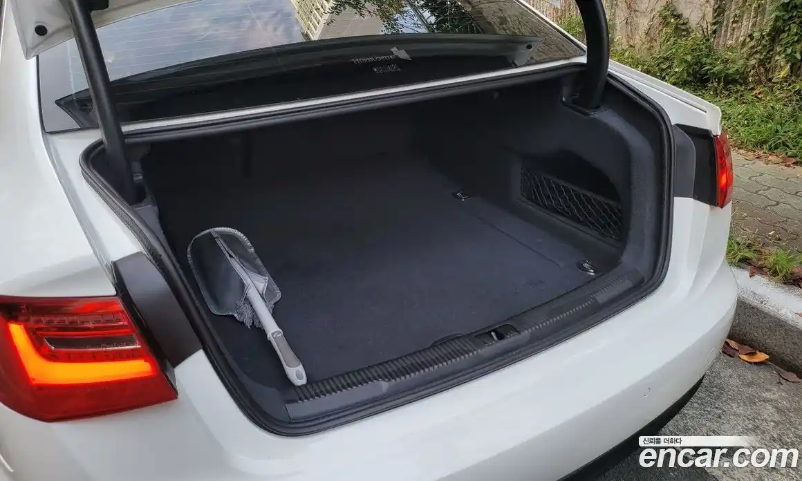 Audi A6 2015 2.0 Вариатор в Москве № 207311, фото 15