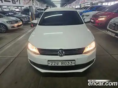 Volkswagen Jetta, 2012
