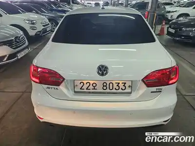 Volkswagen Jetta 2012 1.6 Автомат в Москве № 208532, миниатюра 3