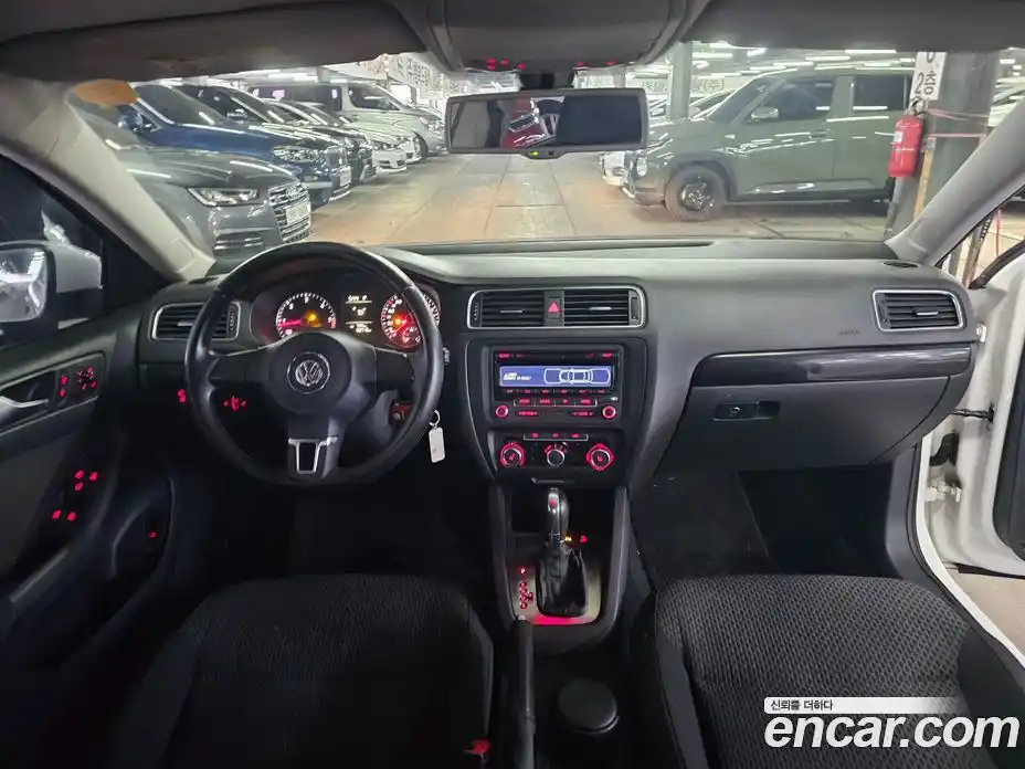 Volkswagen Jetta 2012 1.6 Автомат в Москве № 208532, фото 10