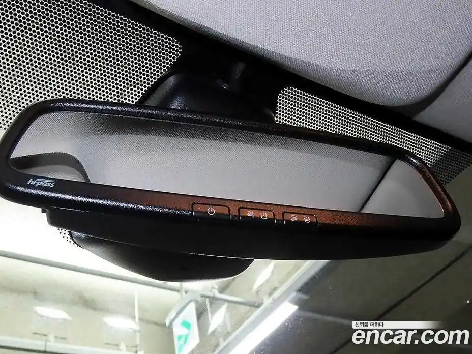 Renault SM3 2018 1.6 Автомат в Москве № 210010, фото 16