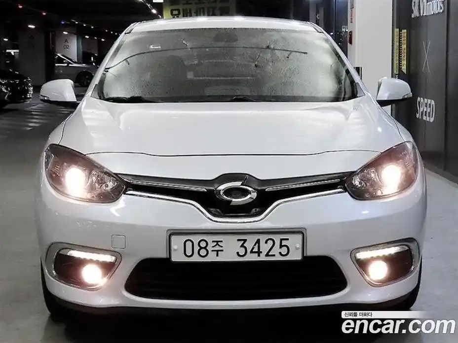 Renault SM3 2018 1.6 Автомат в Москве № 210010, фото 2