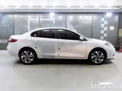 Renault SM3 2018 1.6 Автомат в Москве № 210010, миниатюра 3