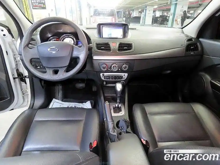 Renault SM3 2018 1.6 Автомат в Москве № 210010, фото 10