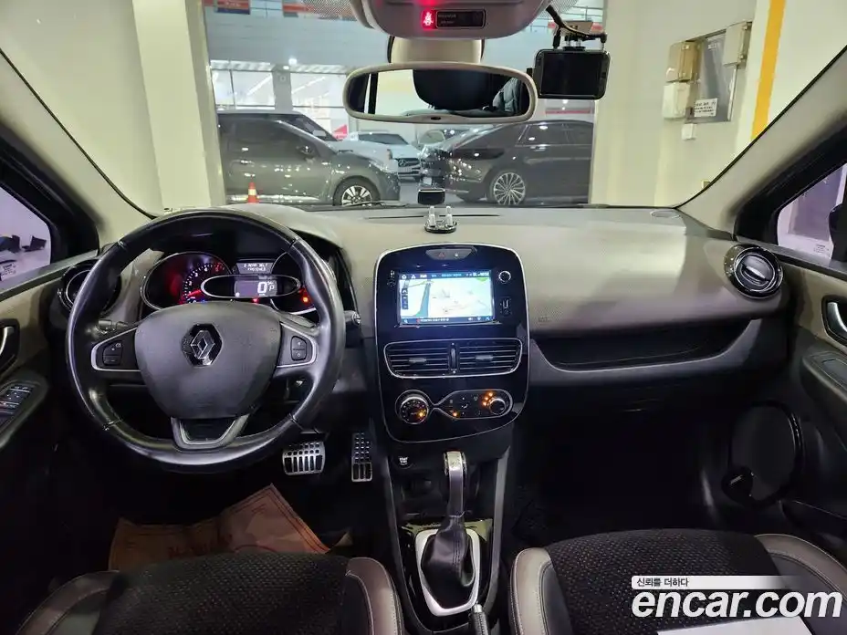 Renault Cilo 2018 1.5 Автомат в Москве № 210013, фото 15