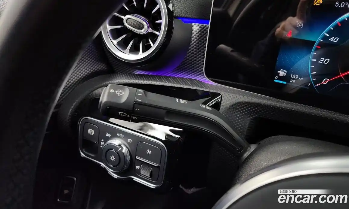 Mercedes-Benz A-Class 2020 2.0 Автомат в Москве № 211950, фото 11