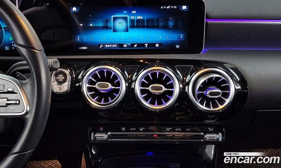 Mercedes-Benz A-Class 2020 2.0 Автомат в Москве № 211950, фото 16