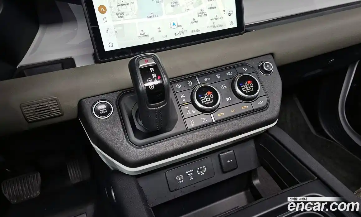 Land Rover Defender 2020 2.0 Автомат в Москве № 213653, фото 11