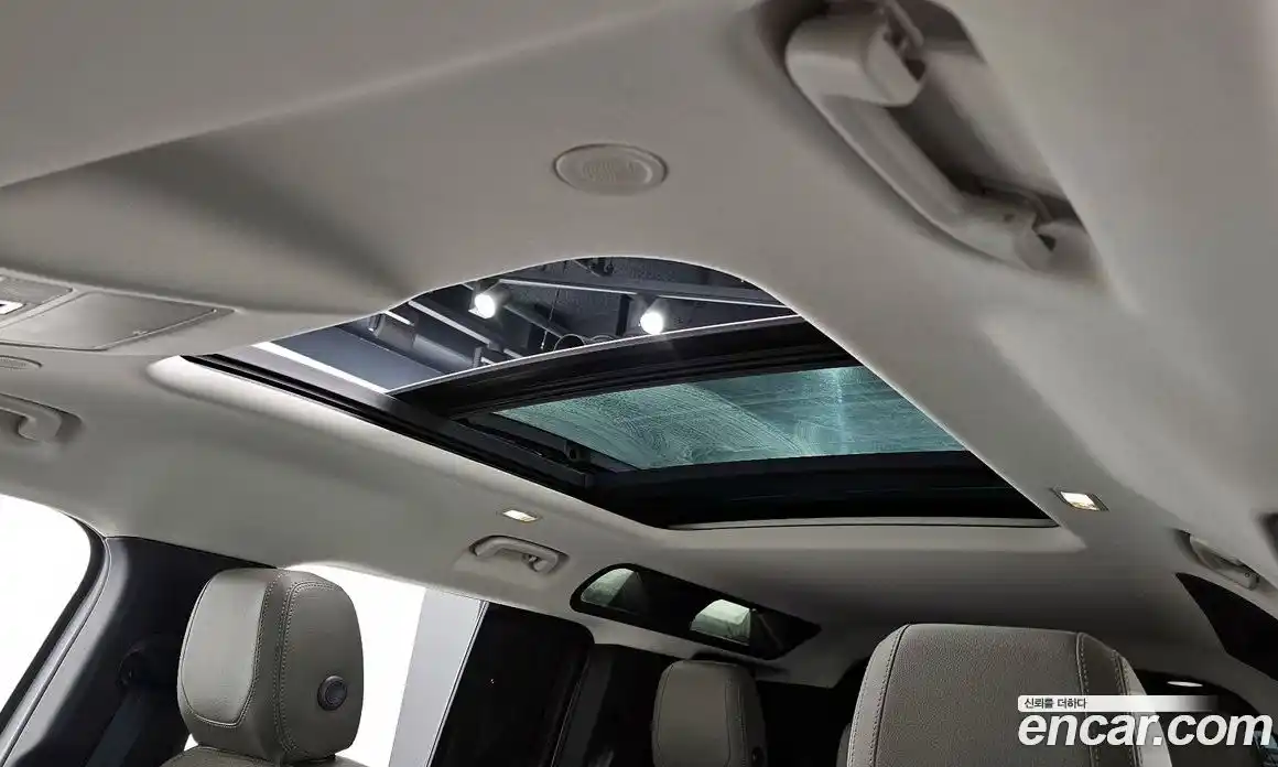 Land Rover Defender 2020 2.0 Автомат в Москве № 213653, фото 15