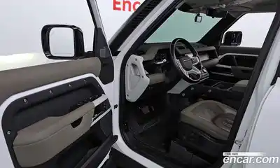 Land Rover Defender 2020 2.0 Автомат в Москве № 213653, миниатюра 3