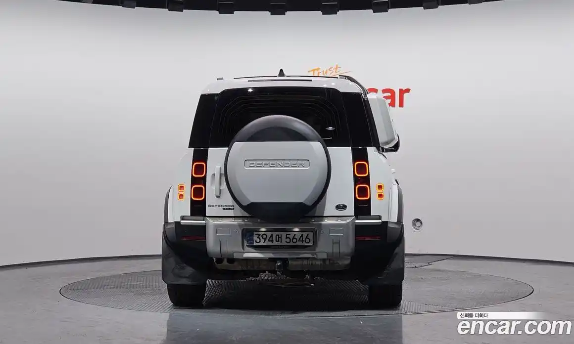 Land Rover Defender 2020 2.0 Автомат в Москве № 213653, фото 9