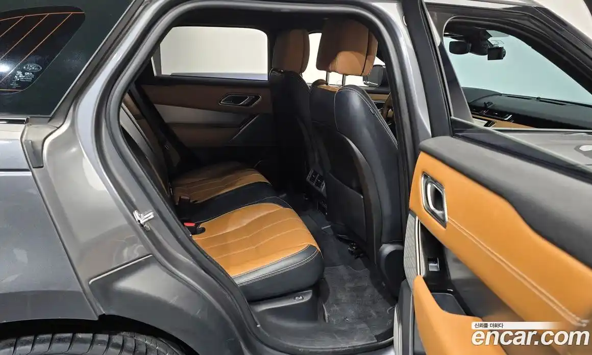 Land Rover Range-Rover Velar 2018 3.0 Автомат в Москве № 213735, фото 11