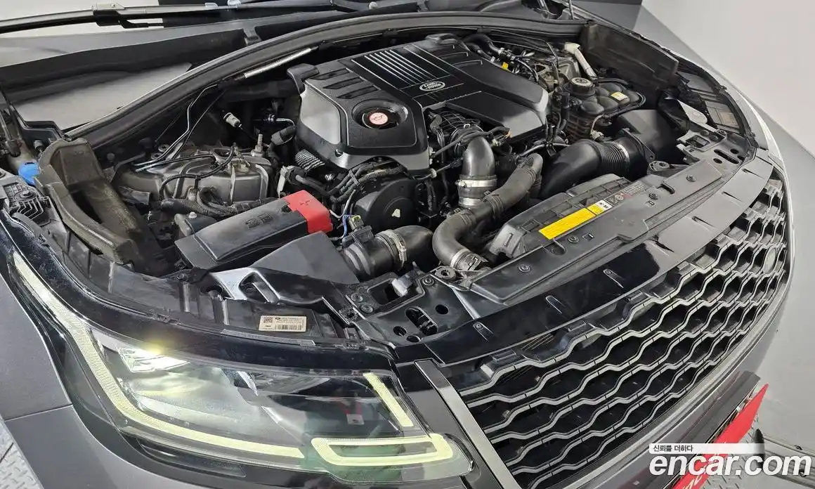 Land Rover Range-Rover Velar 2018 3.0 Автомат в Москве № 213735, фото 13