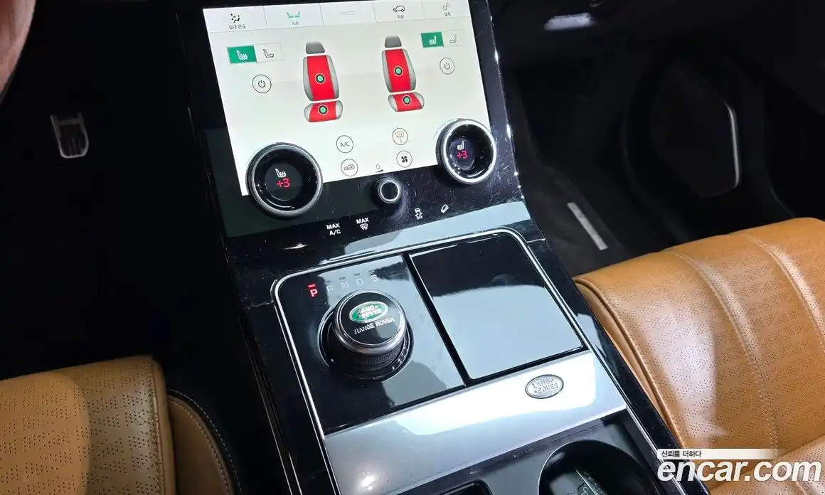 Land Rover Range-Rover Velar 2018 3.0 Автомат в Москве № 213735, фото 19