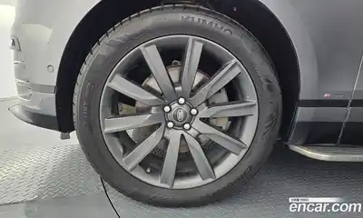 Land Rover Range-Rover Velar 2018 3.0 Автомат в Москве № 213735, миниатюра 2