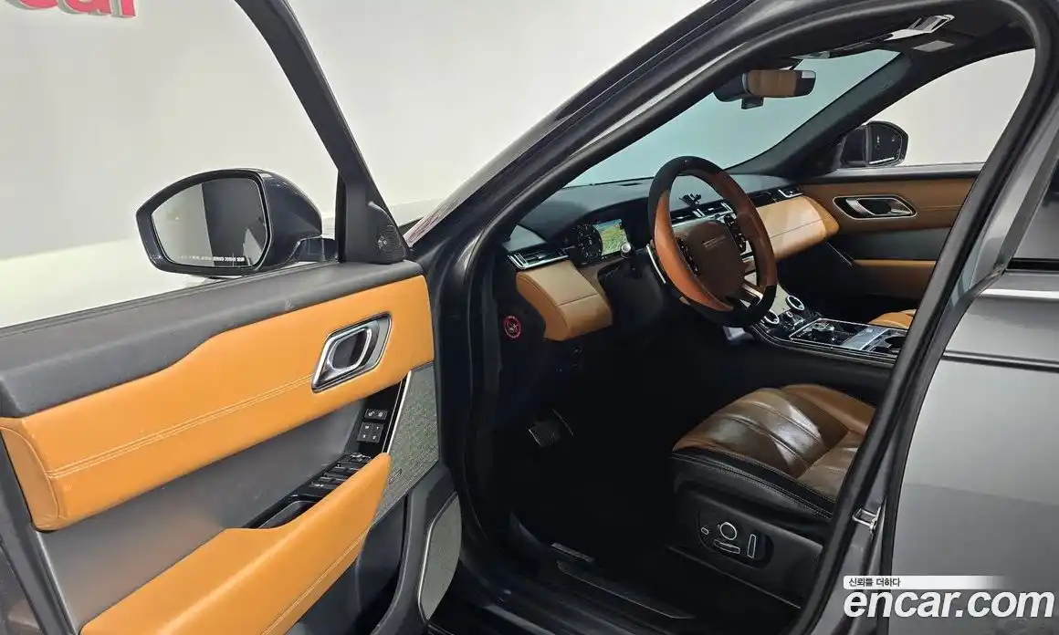 Land Rover Range-Rover Velar 2018 3.0 Автомат в Москве № 213735, фото 4