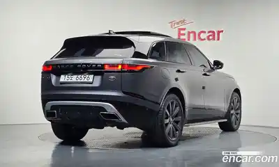 Land Rover Range-Rover Velar 2018 3.0 Автомат в Москве № 213735, миниатюра 9
