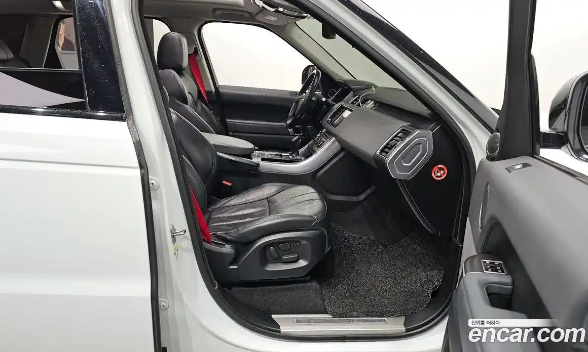 Land Rover Range-Rover Sport 2014 3.0 Автомат в Москве № 213854, фото 4