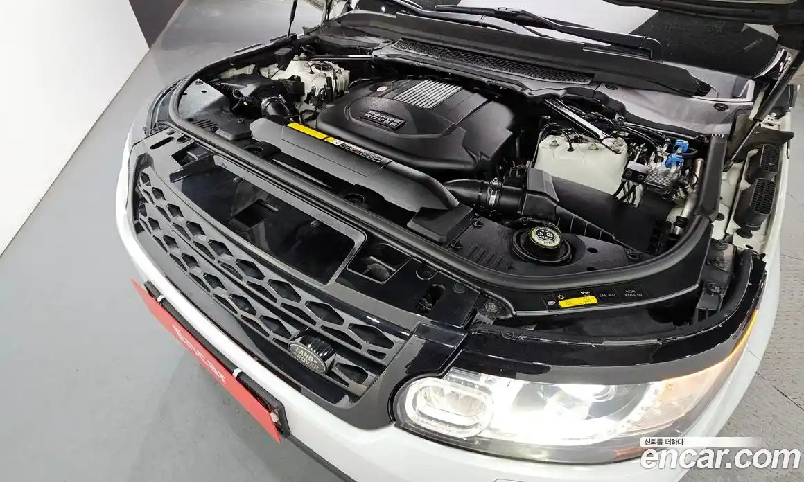 Land Rover Range-Rover Sport 2014 3.0 Автомат в Москве № 213854, фото 9