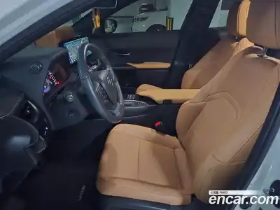 Lexus UX 2024 2.0 Автомат в Москве № 214777, миниатюра 7