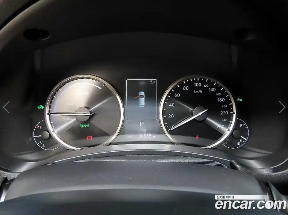 Lexus NX 2019 2.5 Автомат в Москве № 214800, фото 9