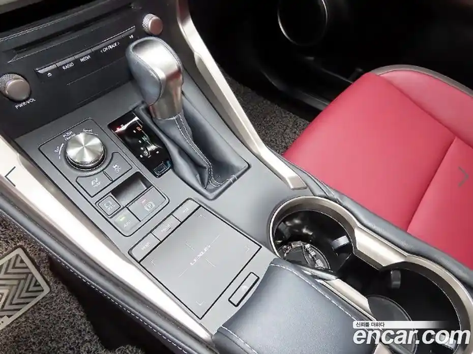 Lexus NX 2019 2.5 Автомат в Москве № 214800, фото 10