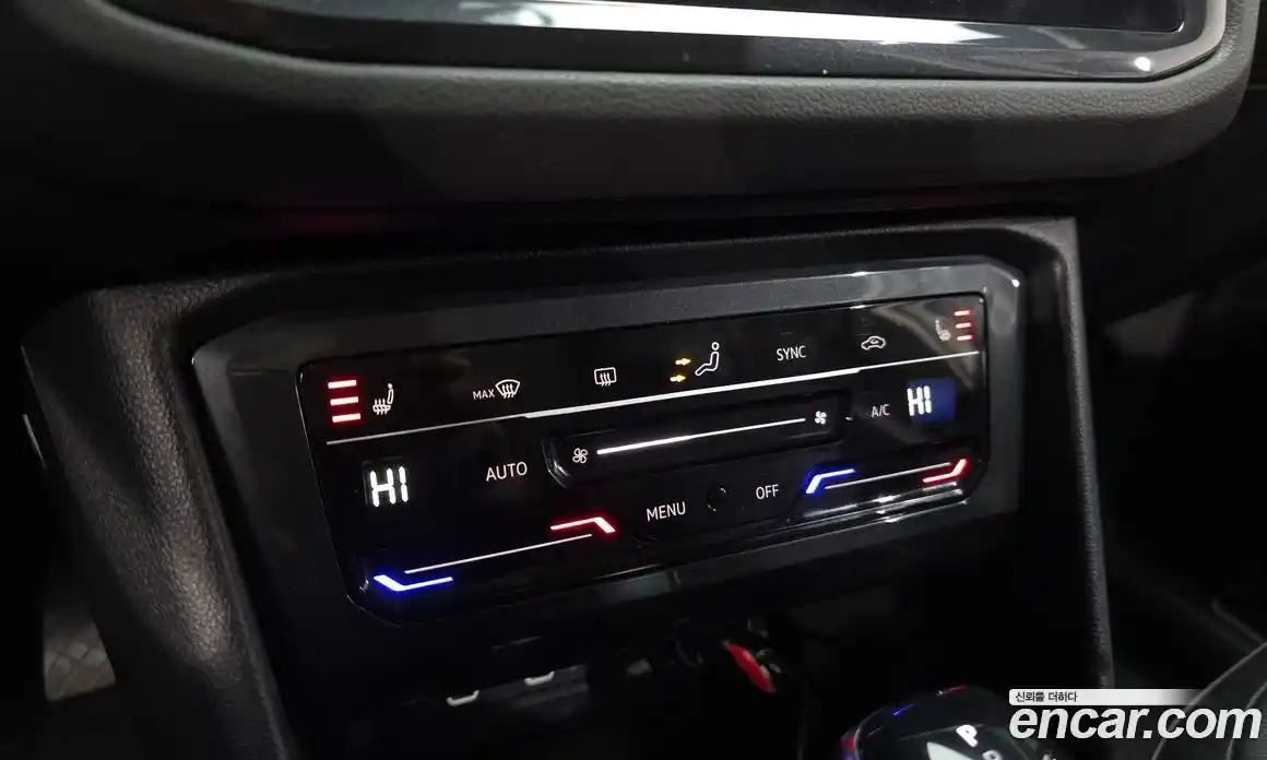 Volkswagen Tiguan 2022 2.0 Автомат в Москве № 215051, фото 18