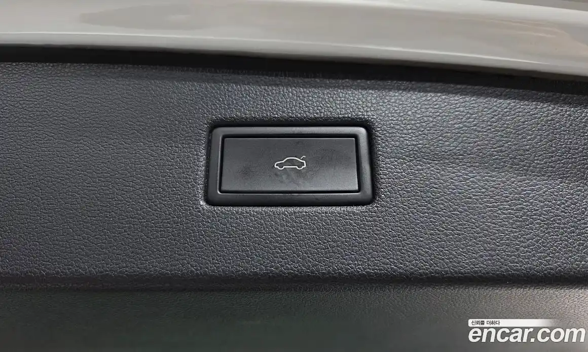 Volkswagen Tiguan 2022 2.0 Автомат в Москве № 215051, фото 19