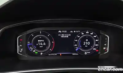 Volkswagen Tiguan 2022 2.0 Автомат в Москве № 215051, миниатюра 8