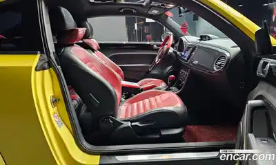 Volkswagen Beatle 2013 2.0 Автомат в Москве № 215235, миниатюра 12